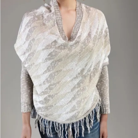 Fringed V-Neck Sweater poncho. Does have sleeves. - Picture 1 of 3